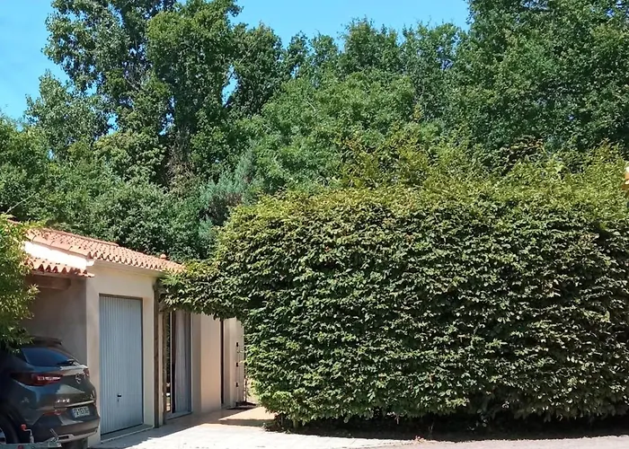 2 Personnes, Proche Hébergement de vacances *